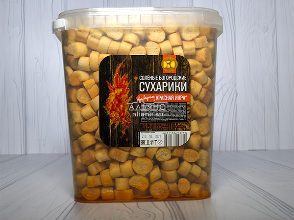 Сухарики с красной икрой в Лобне